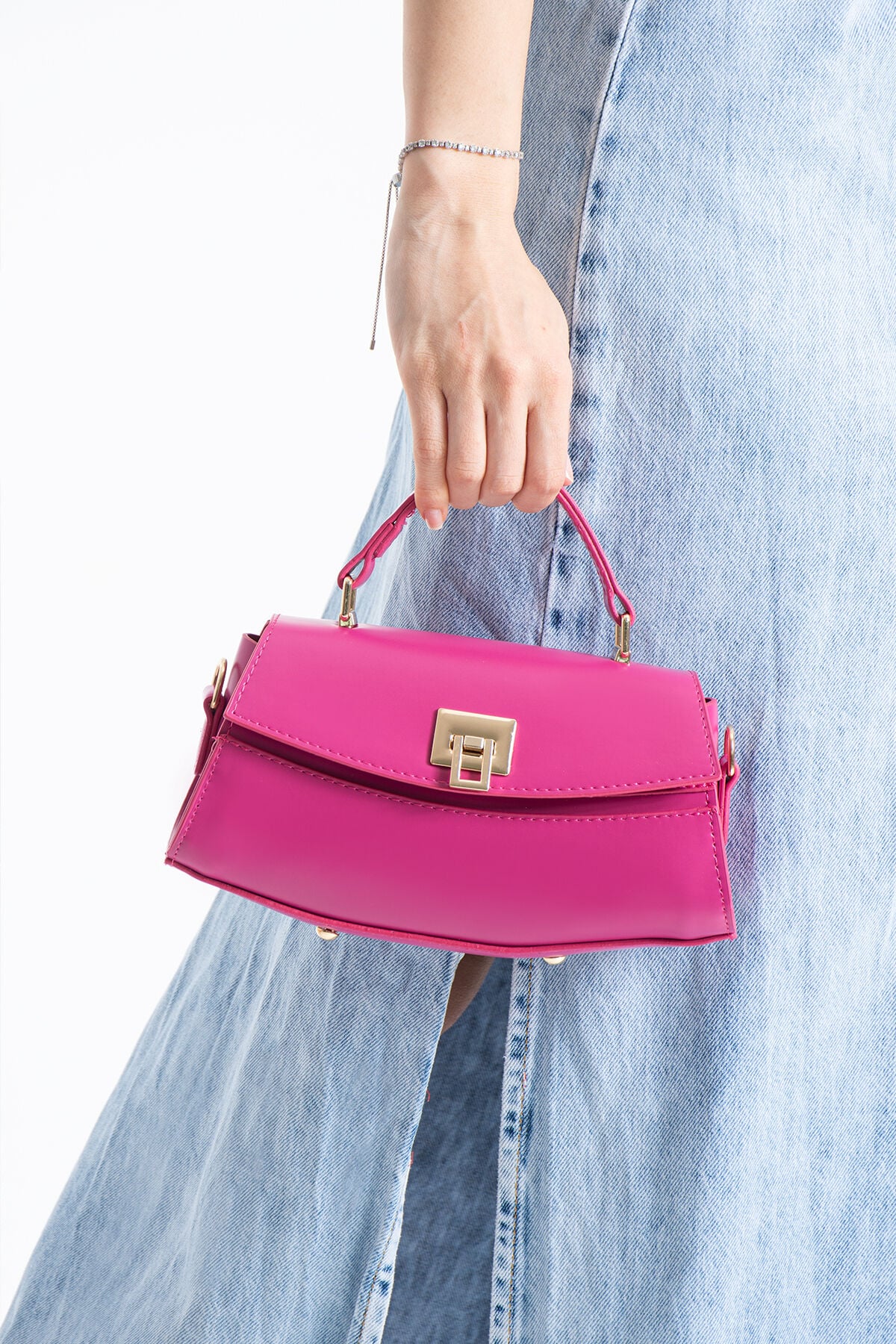 NÇS Siyah Kroko Kilit Detaylı Baget Kadın Çapraz Çanta Fuşya
