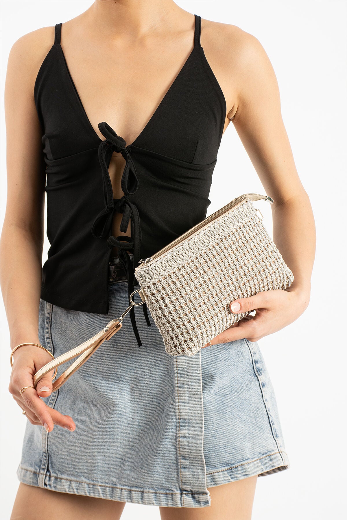 Vizon Triko Dokuma Clutch Portföy Bilek Askılı Kadın Çanta Altın Bej
