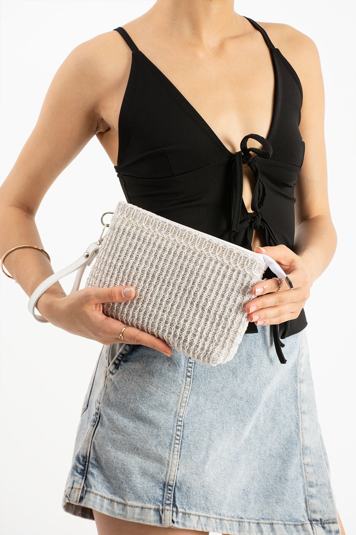 Vizon Triko Dokuma Clutch Portföy Bilek Askılı Kadın Çanta Beyaz