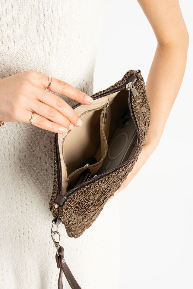 Siyah Tiriko Desen Clutch Çapraz Ve Bilek Askılı Astarlı Portföy Kadın Çantası Kahverengi