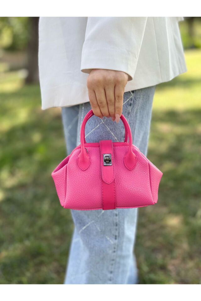 Nçs Siyah Mini Kadın El Ve Omuz Çantası -zerafetin Minimal Hali(EN:18~BOY:13) Krem